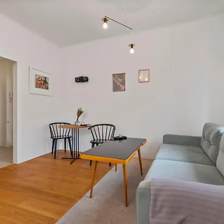 Apartment Pracharen By Zazi Bratislava